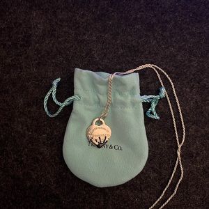 TIFFANY’s BLACK SPLASH HEART Pendant